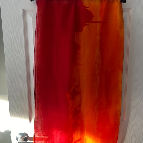 Holt Renfrew Brand Women's Head Scarf! - Picture 1 of 5